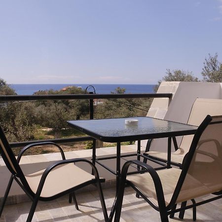 Velco Bb Himara Bed & Breakfast Exterior photo